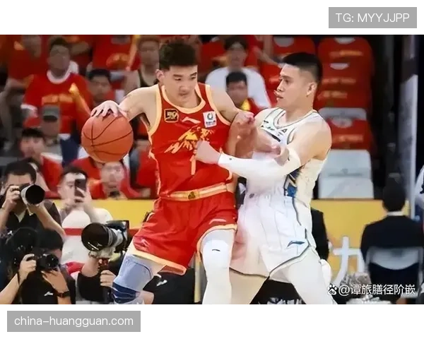 孙铭徽赛后采访:坦言失利苦涩,但为全队拼搏精神感到骄傲